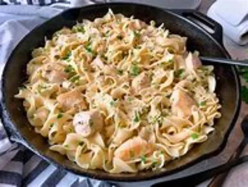 Butter Garlic Chicken Noodles (Medium)